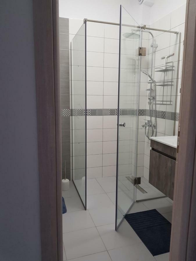 Mango Apartment 니키티 외부 사진